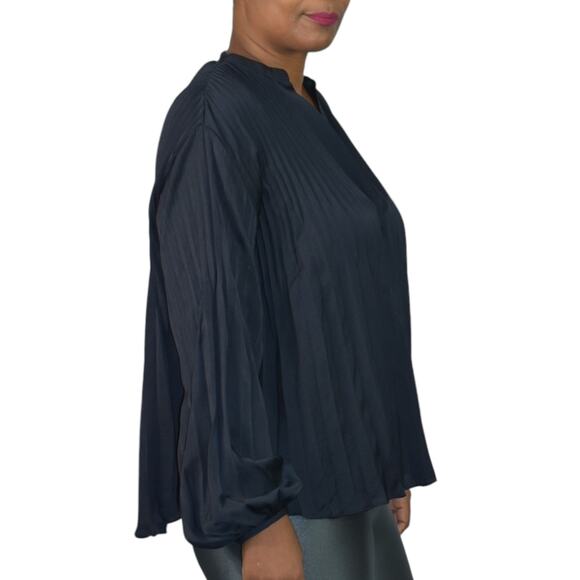 Vince Pleated Blouse Blue Dressy Swing Button Front Long Sleeve Oversized Top XS - Picture 14 of 14